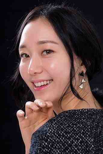 Image of Lee Young Yoo